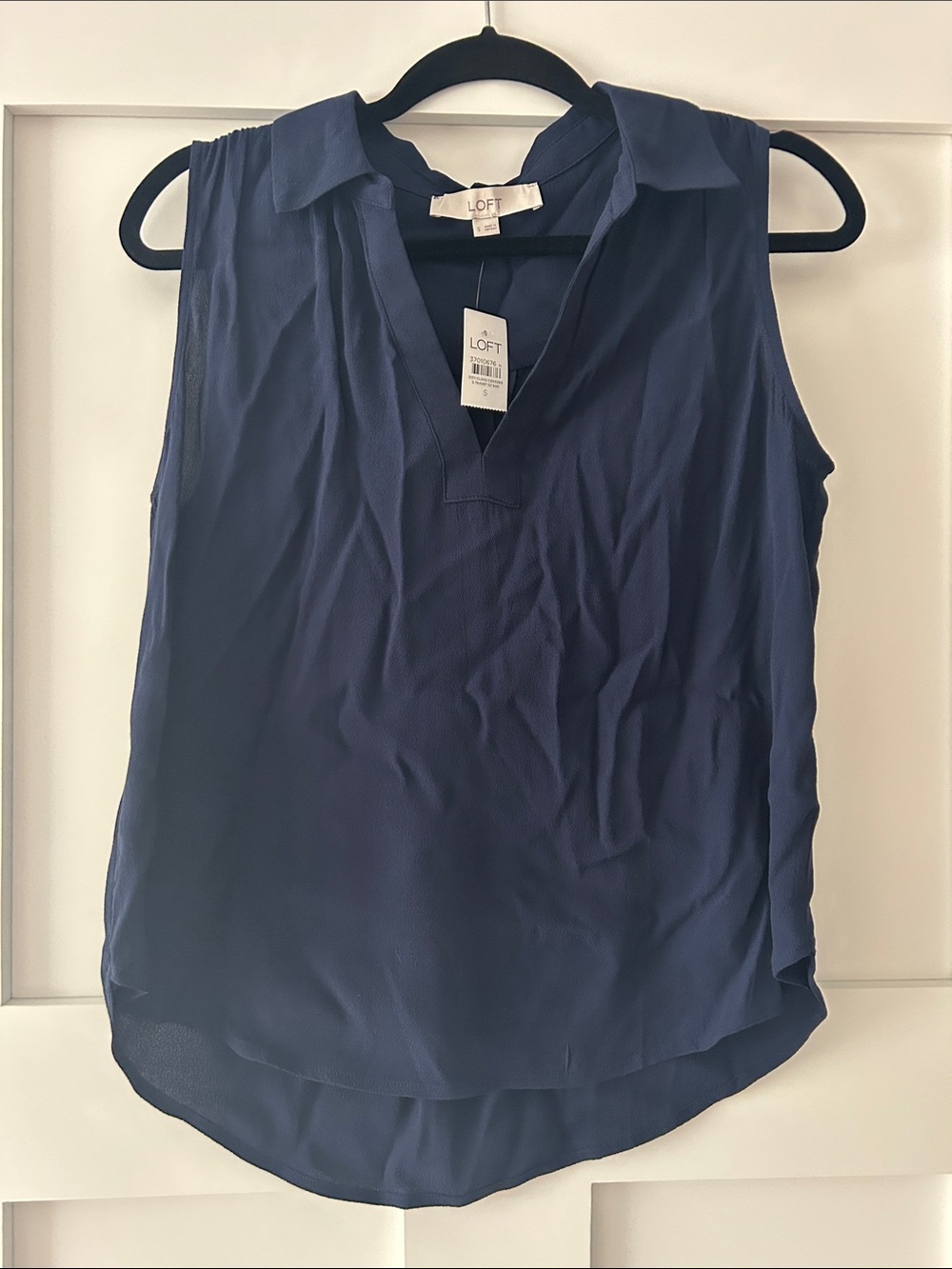 NWT!! LOFT Navy Sleeveless Split-V Neck Blouse